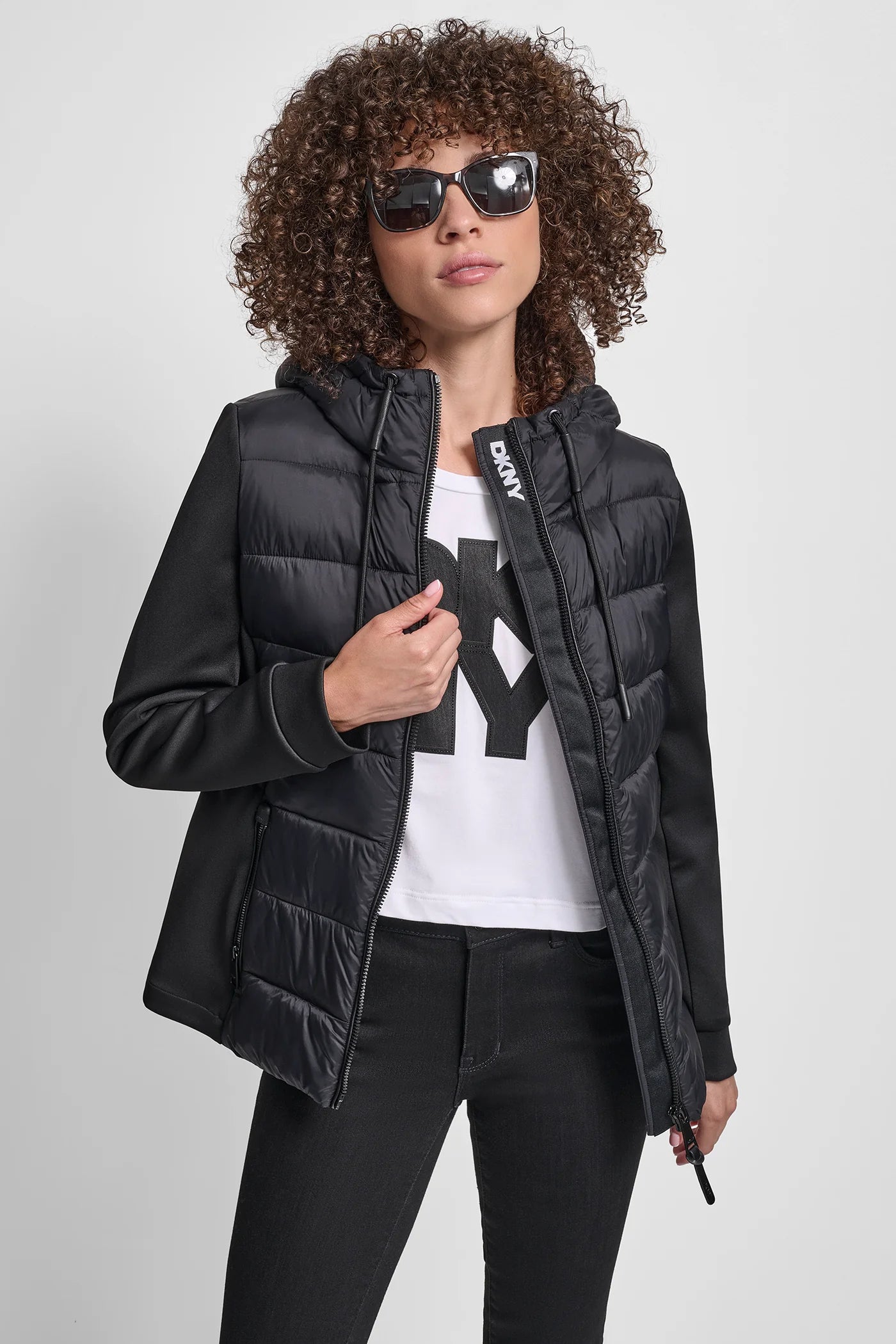 Chaqueta con Gorro Negra DKNY
