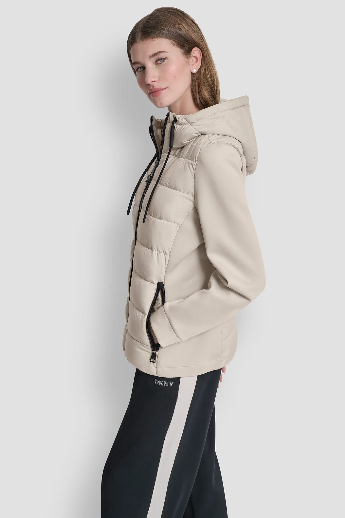 Chaqueta con Gorro Vapor Grey DKNY